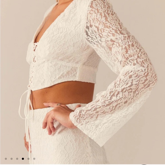 Lace Top & Skirt* - Picture 4 of 9